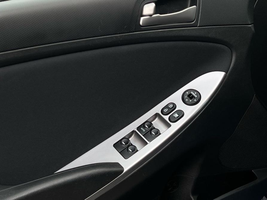 Hyundai Solaris I Рестайлинг Волгоград  - изображение 12
