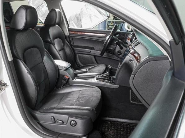 Skoda Superb II с пробегом 2012 года, цена 999 000 рублей, 283548 км, лифтбек, Автокод Объявления