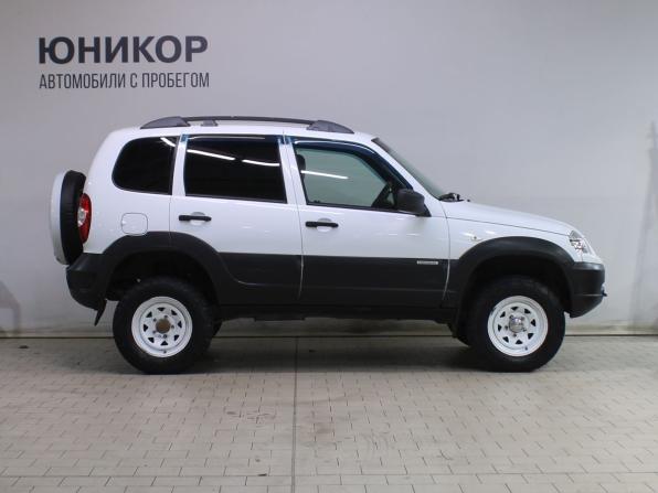 Chevrolet Niva I Рестайлинг с пробегом 2016 года, цена 739 000 рублей, 42976 км, внедорожник, Автокод Объявления