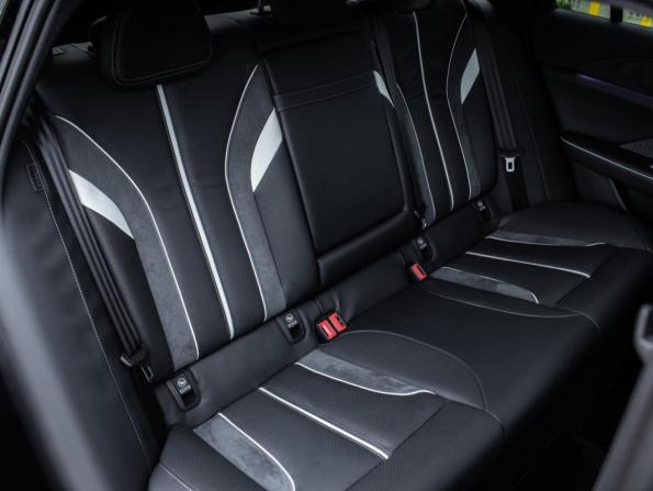 Hongqi H6 с пробегом 2025 года, цена 3 139 000 рублей, 18400 км, лифтбек, Автокод Объявления