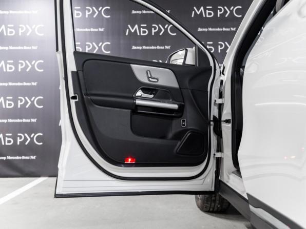 Новый Mercedes-Benz GLA II (H247) Рестайлинг 2025 года, цена 5 356 000 рублей, внедорожник, Автокод Объявления