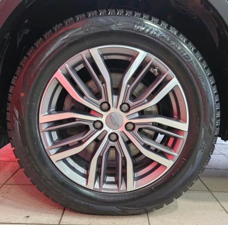 Geely Atlas Pro с пробегом 2022 года, цена 2 035 000 рублей, 51339 км, внедорожник, Автокод Объявления