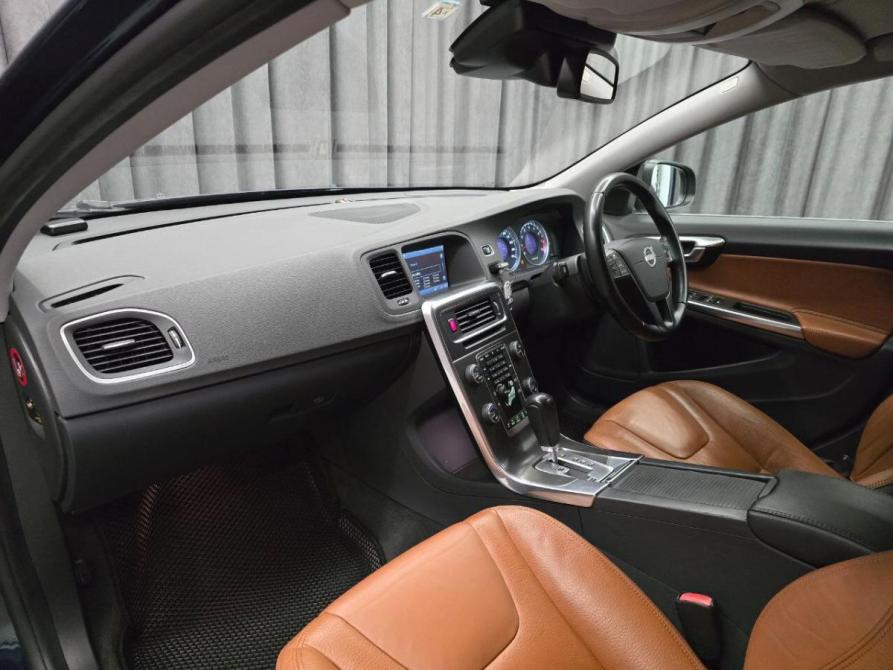 Volvo V60 I Красноярск  - изображение 13
