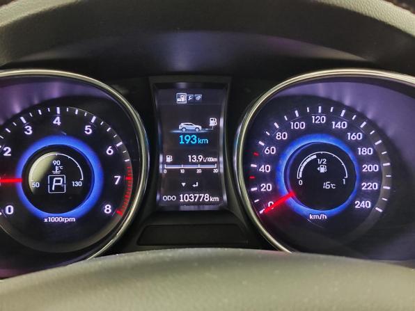 Hyundai Santa Fe III с пробегом 2012 года, цена 1 675 000 рублей, 103777 км, внедорожник, Автокод Объявления