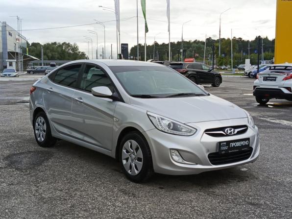 Hyundai Solaris I Рестайлинг с пробегом 2014 года, цена 735 000 рублей, 203116 км, седан, Автокод Объявления