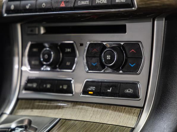 Jaguar XF I Рестайлинг с пробегом 2013 года, цена 1 040 000 рублей, 263856 км, седан, Автокод Объявления