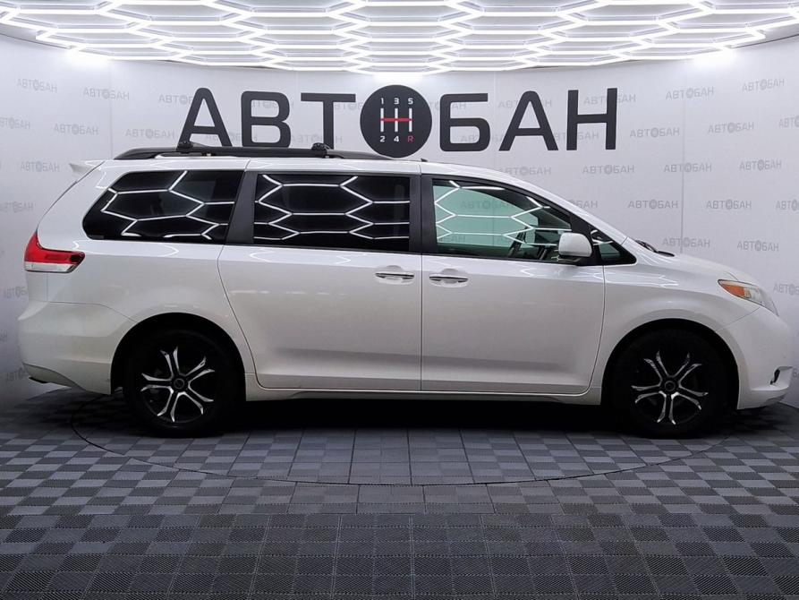 Toyota Sienna III Екатеринбург  - изображение 6