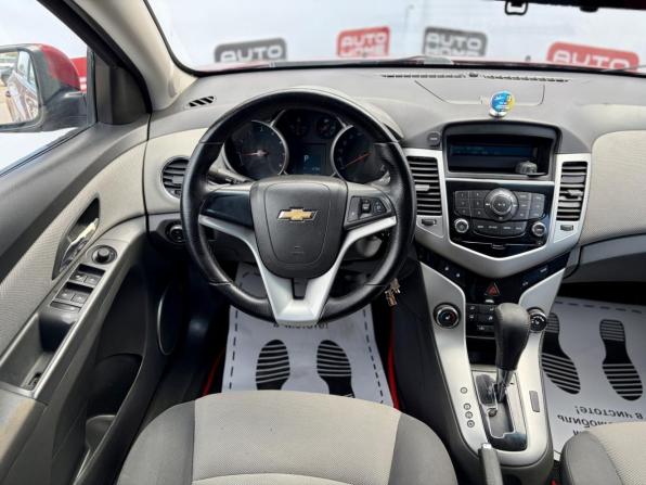 Chevrolet Cruze I с пробегом 2011 года, цена 650 000 рублей, 230000 км, седан, Автокод Объявления