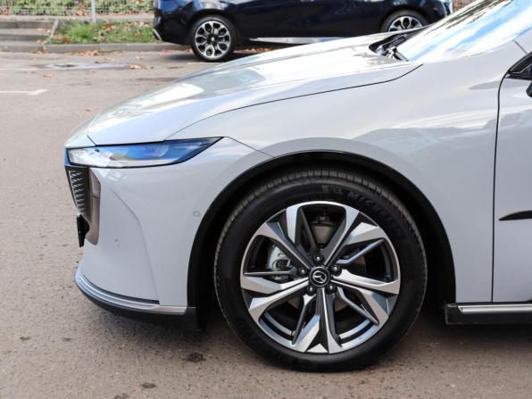 Mazda EZ-6 с пробегом 2024 года, цена 3 699 000 рублей, 17076 км, лифтбек, Автокод Объявления