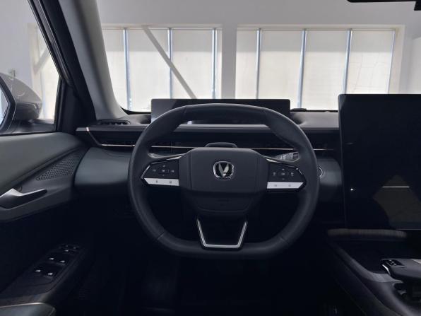 Changan Lamore с пробегом 2024 года, цена 2 000 000 рублей, 11037 км, седан, Автокод Объявления