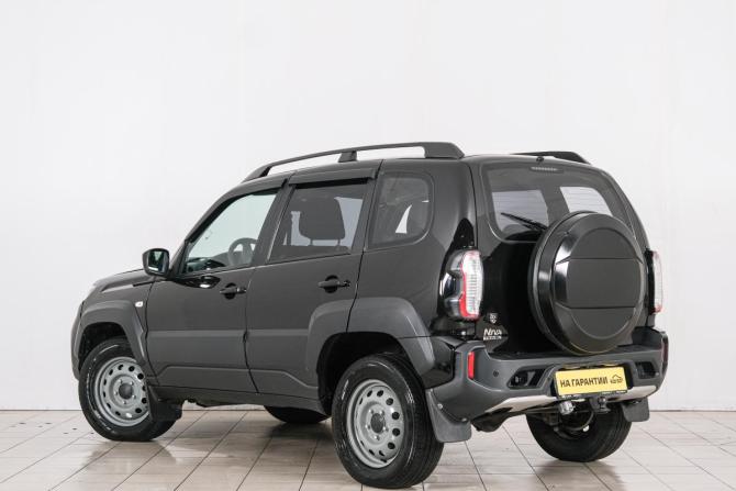 Lada (ВАЗ) Niva Travel I с пробегом 2024 года, цена 1 159 000 рублей, 26902 км, внедорожник, Автокод Объявления