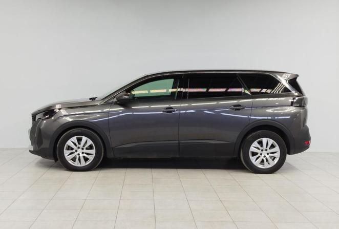 Peugeot 5008 II Рестайлинг с пробегом 2021 года, цена 2 150 000 рублей, 178911 км, внедорожник, Автокод Объявления