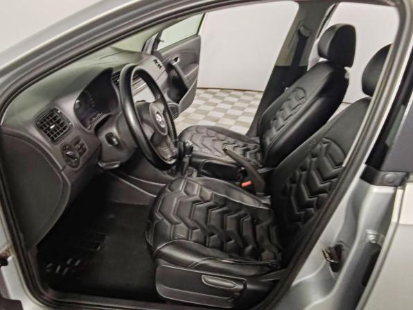 Volkswagen Polo V с пробегом 2011 года, цена 449 000 рублей, 327948 км, седан, Автокод Объявления