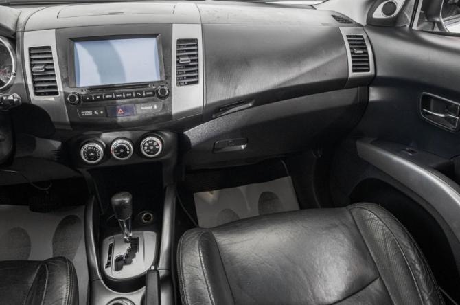 Mitsubishi Outlander II с пробегом 2008 года, цена 1 269 000 рублей, 184300 км, внедорожник, Автокод Объявления