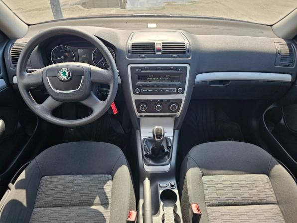 Skoda Octavia II (A5) Рестайлинг с пробегом 2012 года, цена 754 995 рублей, 129400 км, лифтбек, Автокод Объявления