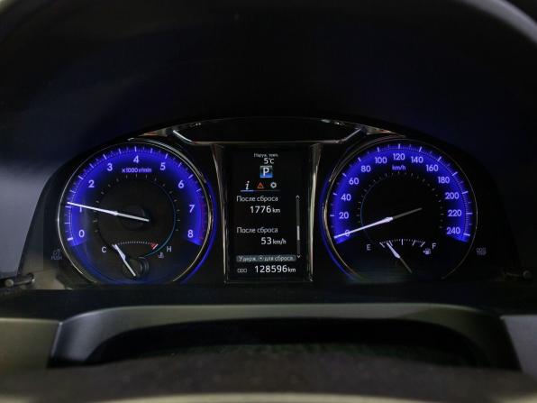 Toyota Camry VII (XV50) Рестайлинг с пробегом 2015 года, цена 2 055 000 рублей, 128596 км, седан, Автокод Объявления