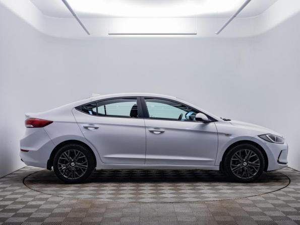 Hyundai Elantra VI (AD) с пробегом 2017 года, цена 1 313 000 рублей, 136618 км, седан, Автокод Объявления