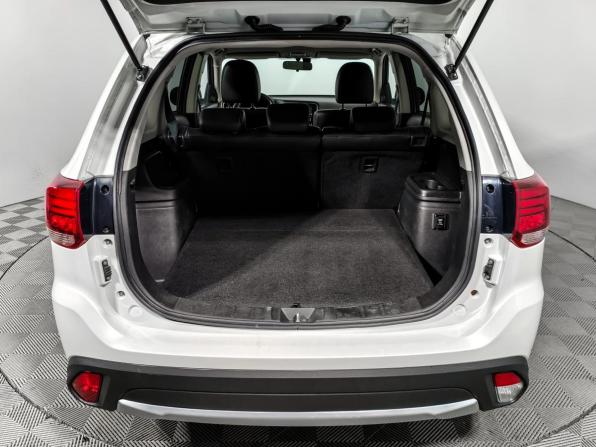 Mitsubishi Outlander III Рестайлинг 2 с пробегом 2017 года, цена 1 445 000 рублей, 225630 км, внедорожник, Автокод Объявления