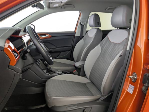Volkswagen Taos I с пробегом 2021 года, цена 2 650 000 рублей, 62147 км, внедорожник, Автокод Объявления