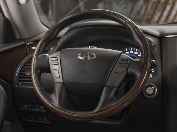 Infiniti QX56 II с пробегом 2012 года, цена 2 440 000 рублей, 195000 км, внедорожник, Автокод Объявления