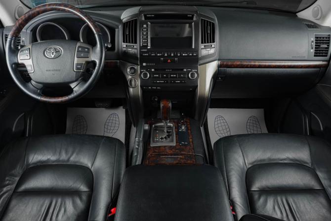 Toyota Land Cruiser 200 Series с пробегом 2011 года, цена 3 429 000 рублей, 202714 км, внедорожник, Автокод Объявления