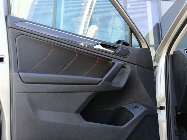 Volkswagen Tiguan II Рестайлинг с пробегом 2021 года, цена 3 049 000 рублей, 79002 км, внедорожник, Автокод Объявления