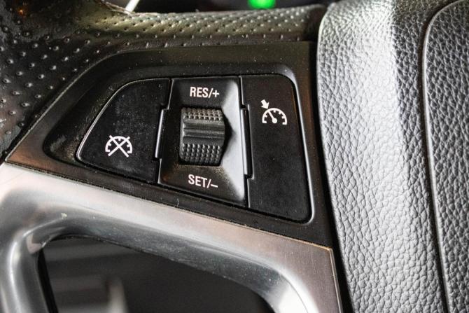 Opel Insignia OPC I с пробегом 2012 года, цена 970 000 рублей, 156813 км, хэтчбек, Автокод Объявления