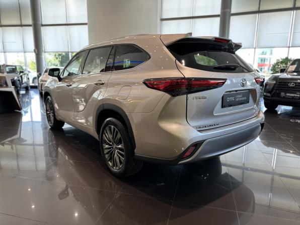 Toyota Highlander IV (XU70) с пробегом 2026 года, цена 5 900 000 рублей, 34 км, внедорожник, Автокод Объявления