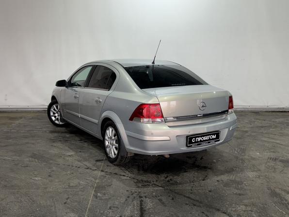 Opel Astra H Рестайлинг с пробегом 2008 года, цена 599 000 рублей, 115000 км, седан, Автокод Объявления