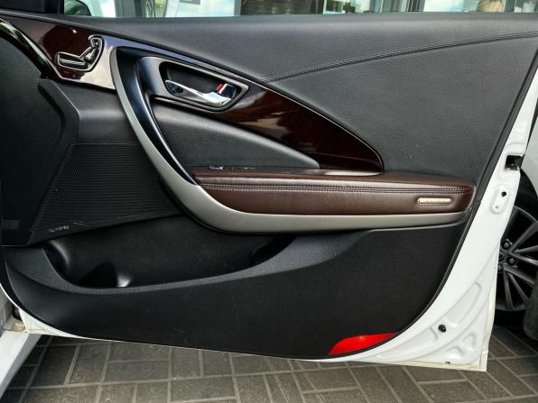 Hyundai Grandeur V с пробегом 2011 года, цена 1 380 000 рублей, 165137 км, седан, Автокод Объявления