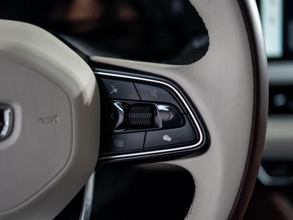 Geely Monjaro I с пробегом 2022 года, цена 2 490 000 рублей, 82030 км, внедорожник, Автокод Объявления