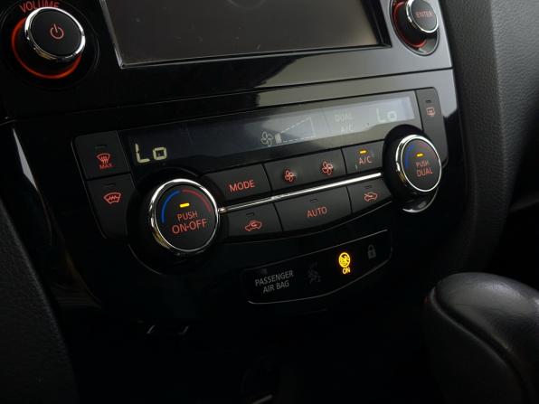 Nissan Qashqai II с пробегом 2017 года, цена 1 995 000 рублей, 73832 км, внедорожник, Автокод Объявления