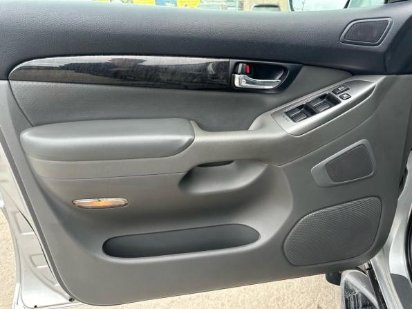 Toyota Land Cruiser Prado 120 Series Рестайлинг с пробегом 2008 года, цена 2 270 000 рублей, 304533 км, внедорожник, Автокод Объявления