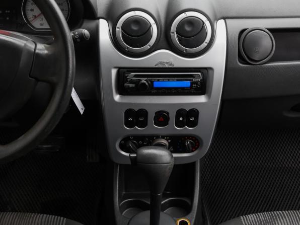 Renault Sandero I с пробегом 2011 года, цена 549 000 рублей, 186195 км, хэтчбек, Автокод Объявления