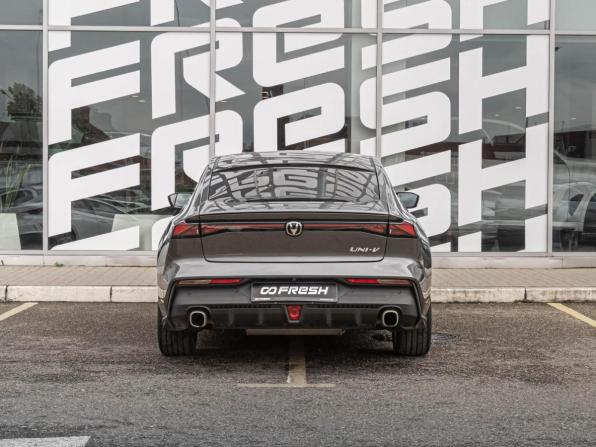 Changan UNI-V I с пробегом 2023 года, цена 2 350 000 рублей, 37722 км, лифтбек, Автокод Объявления