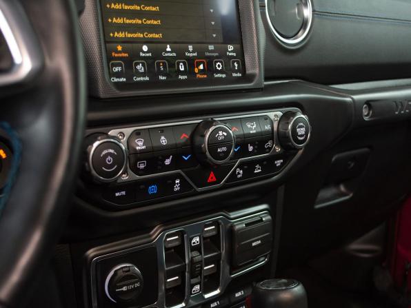 Jeep Wrangler IV (JL) с пробегом 2022 года, цена 7 499 000 рублей, 12632 км, внедорожник, Автокод Объявления