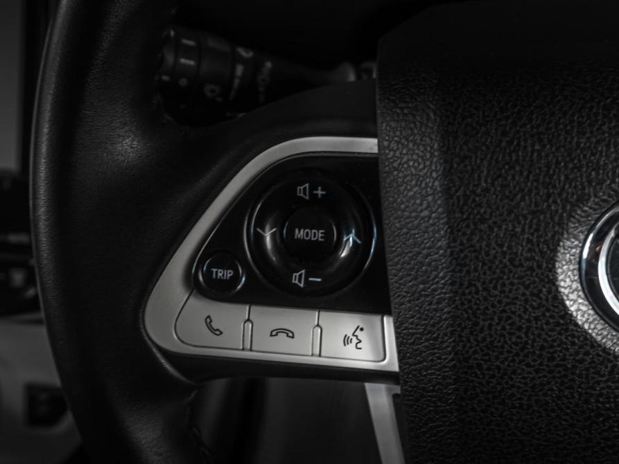Toyota Prius IV (XW50) Тюмень  - изображение 12