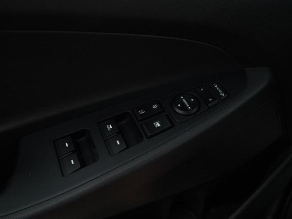 Hyundai Tucson III с пробегом 2018 года, цена 1 849 000 рублей, 111427 км, внедорожник, Автокод Объявления