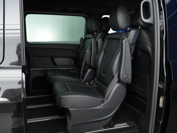 Mercedes-Benz V-Класс III (W447) Рестайлинг с пробегом 2019 года, цена 4 698 050 рублей, 105288 км, минивэн, Автокод Объявления