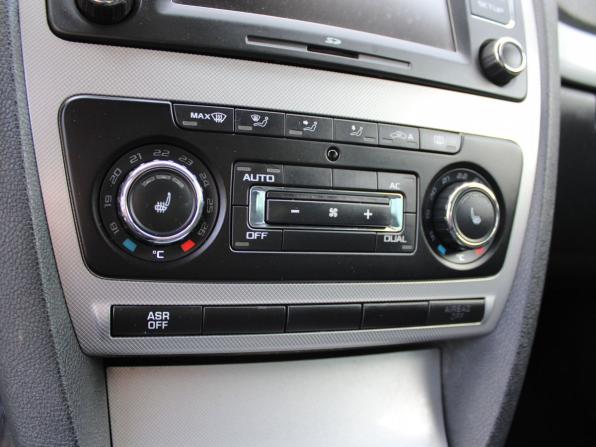 Skoda Octavia II (A5) Рестайлинг с пробегом 2011 года, цена 629 000 рублей, 277706 км, лифтбек, Автокод Объявления