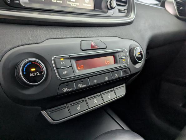 Kia Sorento III Prime Рестайлинг с пробегом 2019 года, цена 3 609 950 рублей, 19417 км, внедорожник, Автокод Объявления