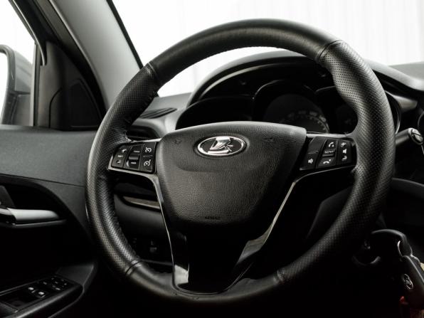 Lada (ВАЗ) Vesta I с пробегом 2016 года, цена 720 000 рублей, 105793 км, седан, Автокод Объявления