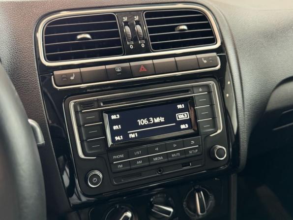 Volkswagen Polo V Рестайлинг с пробегом 2017 года, цена 1 149 000 рублей, 95000 км, седан, Автокод Объявления