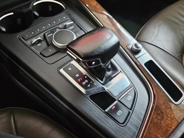 Audi A4 V (B9) с пробегом 2016 года, цена 1 700 000 рублей, 285800 км, седан, Автокод Объявления