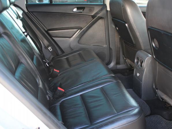 Volkswagen Tiguan I с пробегом 2010 года, цена 849 000 рублей, 249675 км, внедорожник, Автокод Объявления