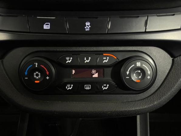 Lada (ВАЗ) Vesta I с пробегом 2019 года, цена 695 000 рублей, 174950 км, седан, Автокод Объявления