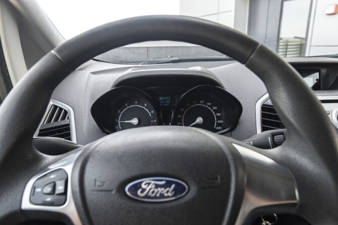 Ford EcoSport II с пробегом 2017 года, цена 1 015 000 рублей, 165130 км, внедорожник, Автокод Объявления