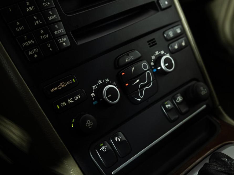 Volvo XC90 I Рестайлинг Санкт-Петербург  - изображение 17