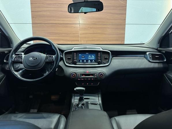 Kia Sorento III Prime Рестайлинг с пробегом 2019 года, цена 2 699 900 рублей, 139590 км, внедорожник, Автокод Объявления