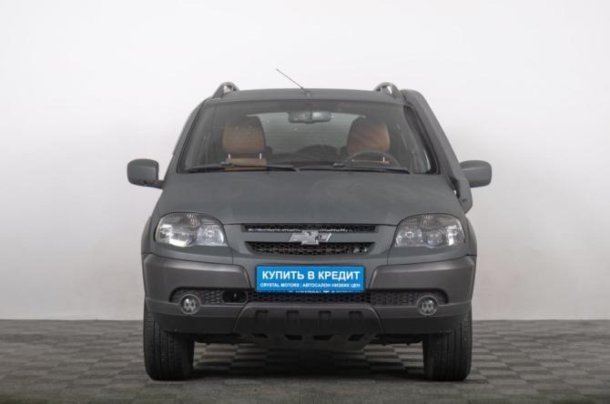 Chevrolet Niva I Рестайлинг с пробегом 2018 года, цена 869 000 рублей, 116000 км, внедорожник, Автокод Объявления